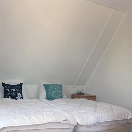 2 Bedroom Lovely In Holiday home Opperdoes